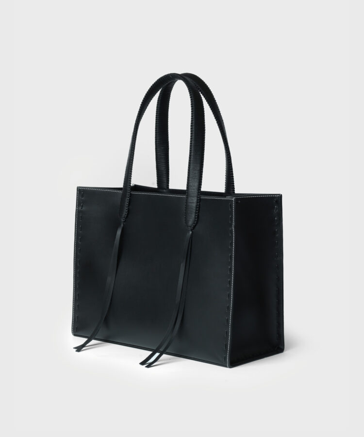 Anniversary Tote in Black Smooth Leather