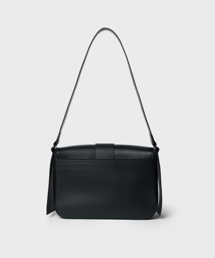 Braided Bag in Black Smooth Leather - Callista