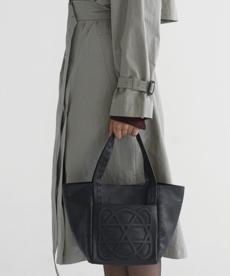 Cleo Bag in Black Grained Leather