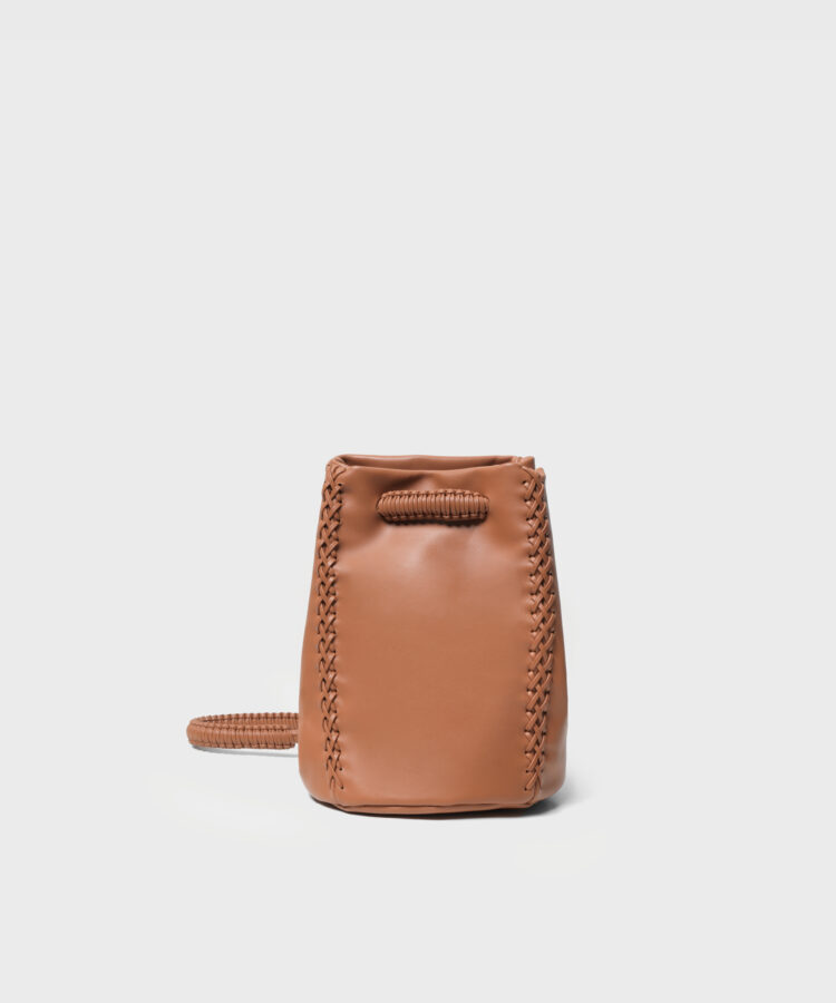 Pouch Bag in Caramel Smooth Leather