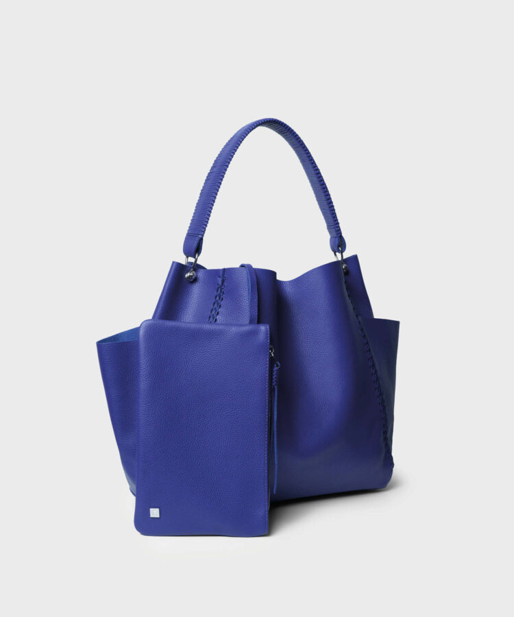 Shoulder Bag in Violet Grained Leather