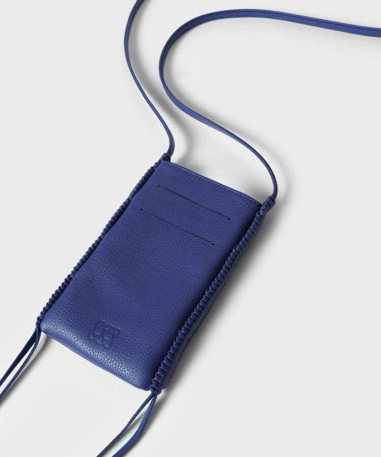 Pocket Bag in Violet Grained Leather