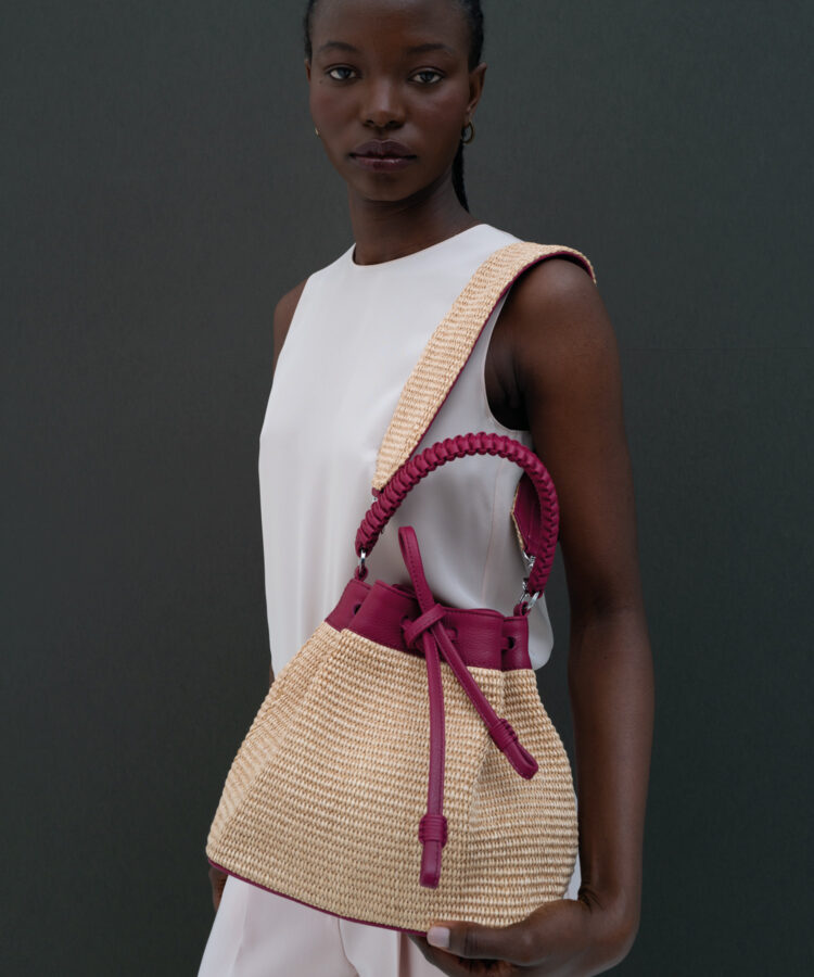 Bucket Bag in Pink Leather & Straw