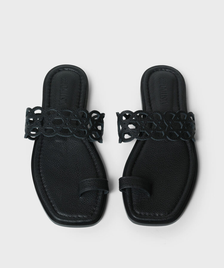 Alyssa Sandals in Black Grained Leather