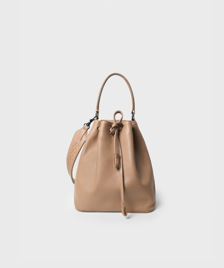 Bucket Bag in Camel Grained Leather