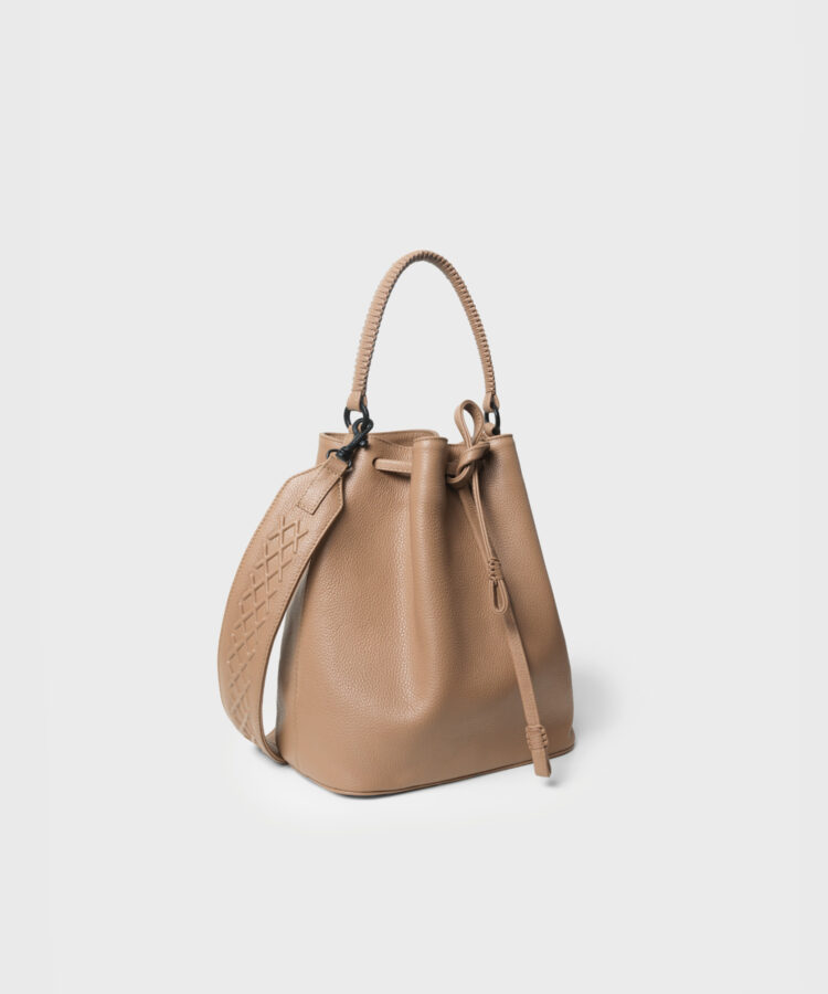 Bucket Bag in Camel Grained Leather