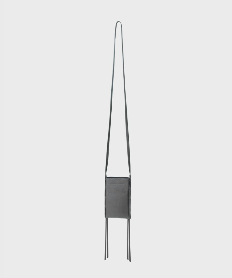 Pocket Bag in Grey Grained Leather