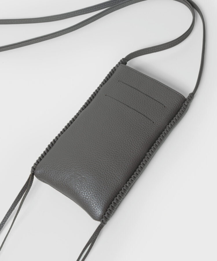 Pocket Bag in Grey Grained Leather