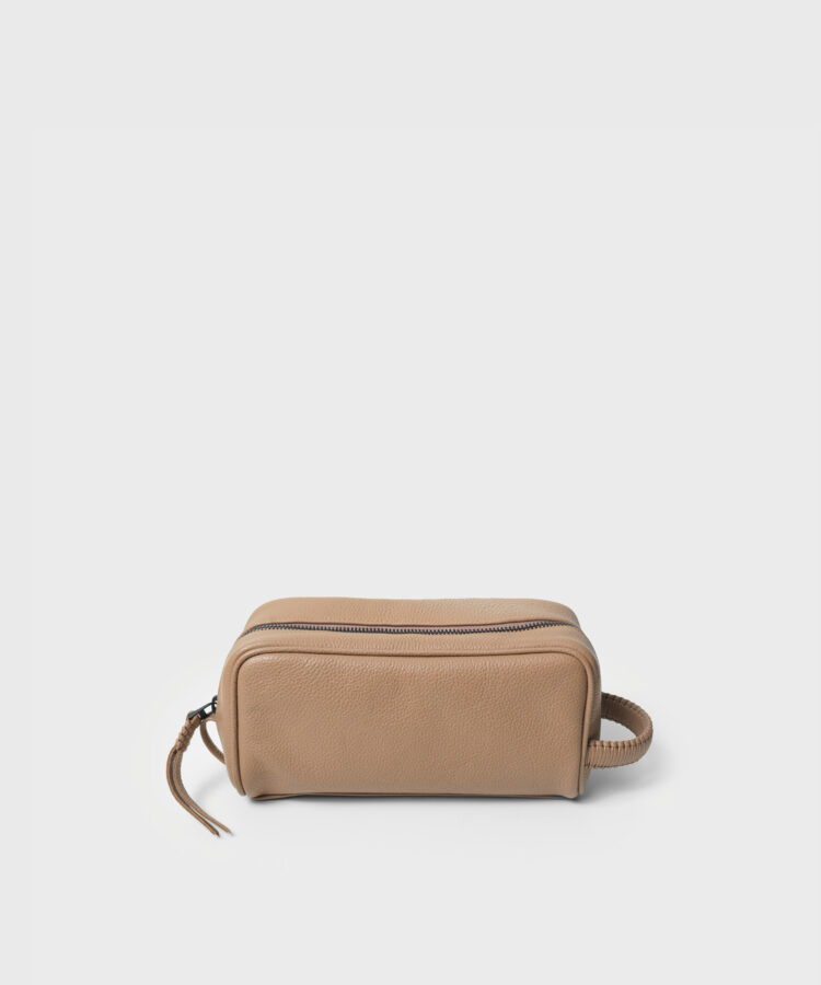 Mini Wash Bag in Camel Grained Leather