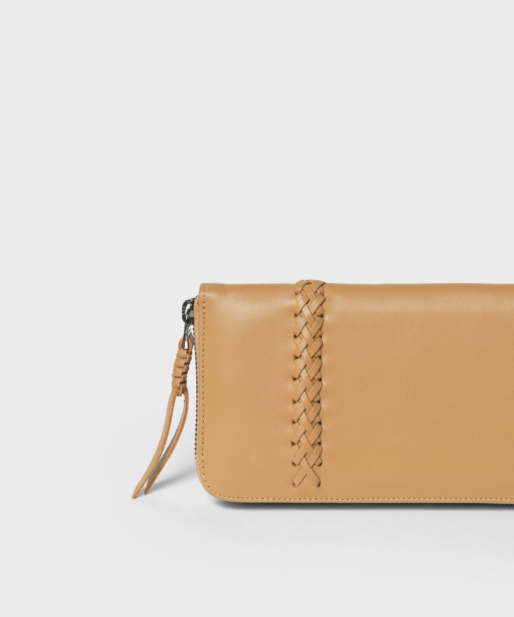 Wallet in Beige Grained Leather