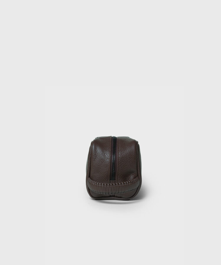 Mini Wash Bag in Cocoa Grained Leather