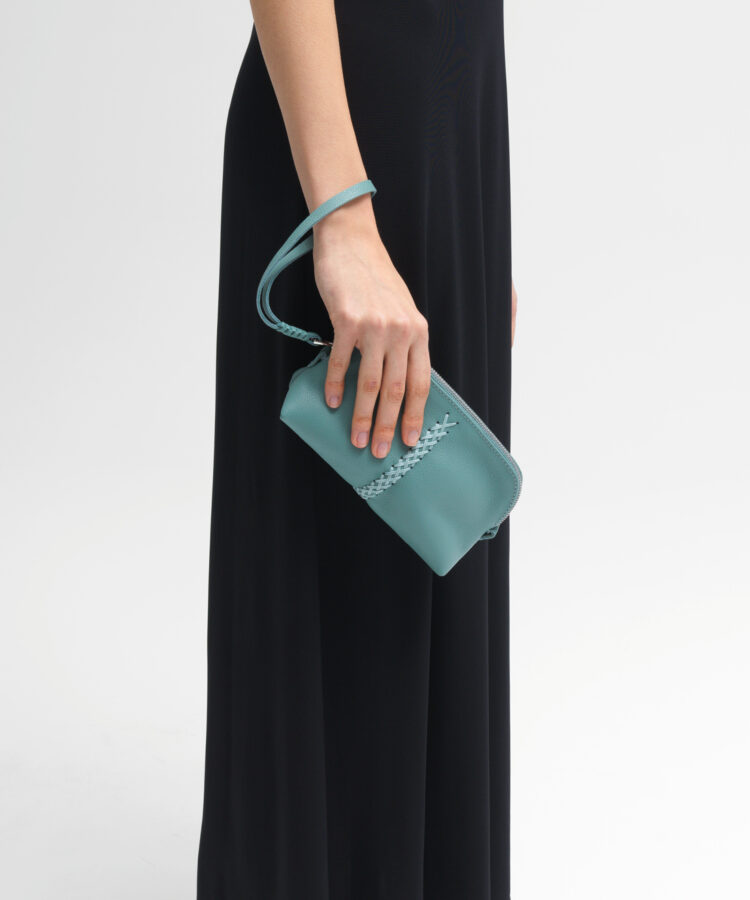 Vanity Case in Sky Grained Leather