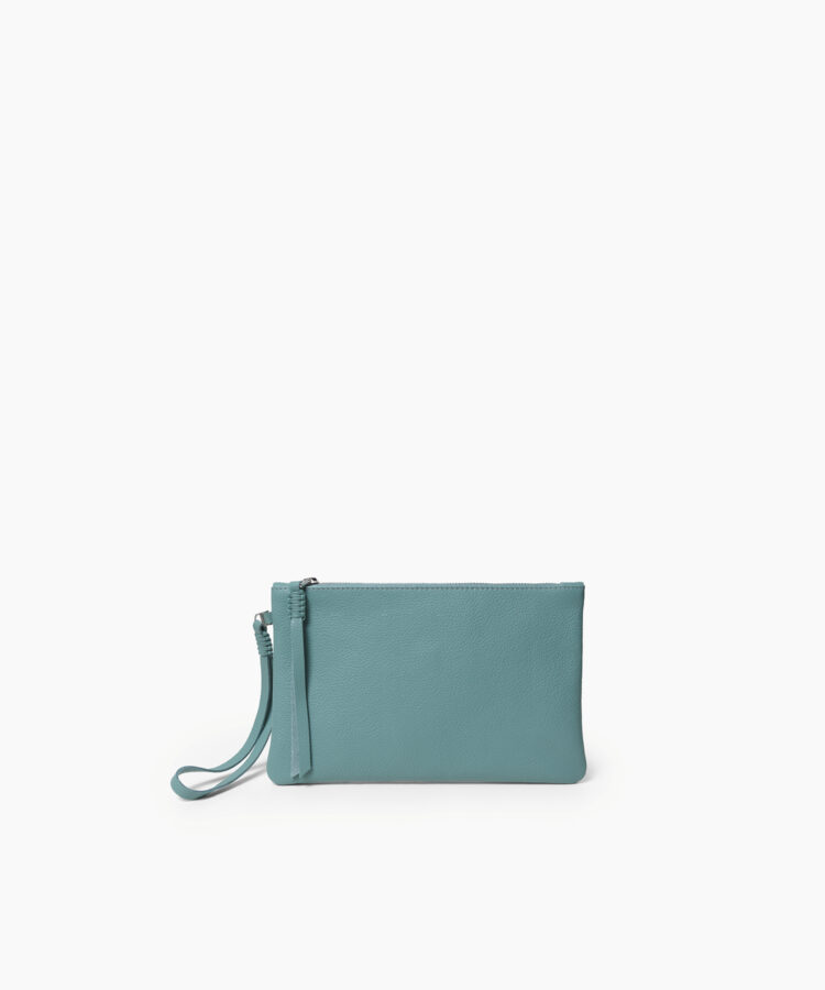 Slim Pochette in Sky Grained Leather