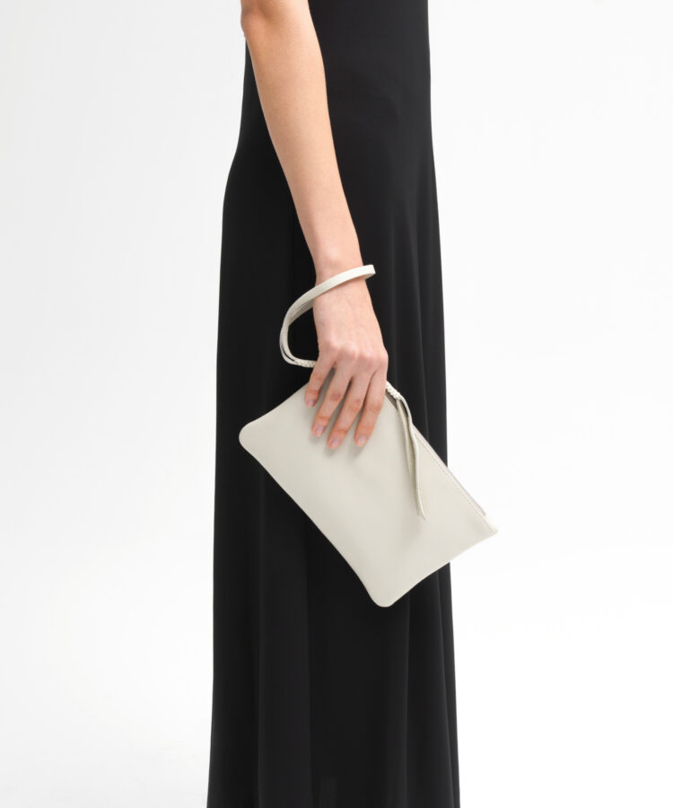 Slim Pochette in Ivory Grained Leather