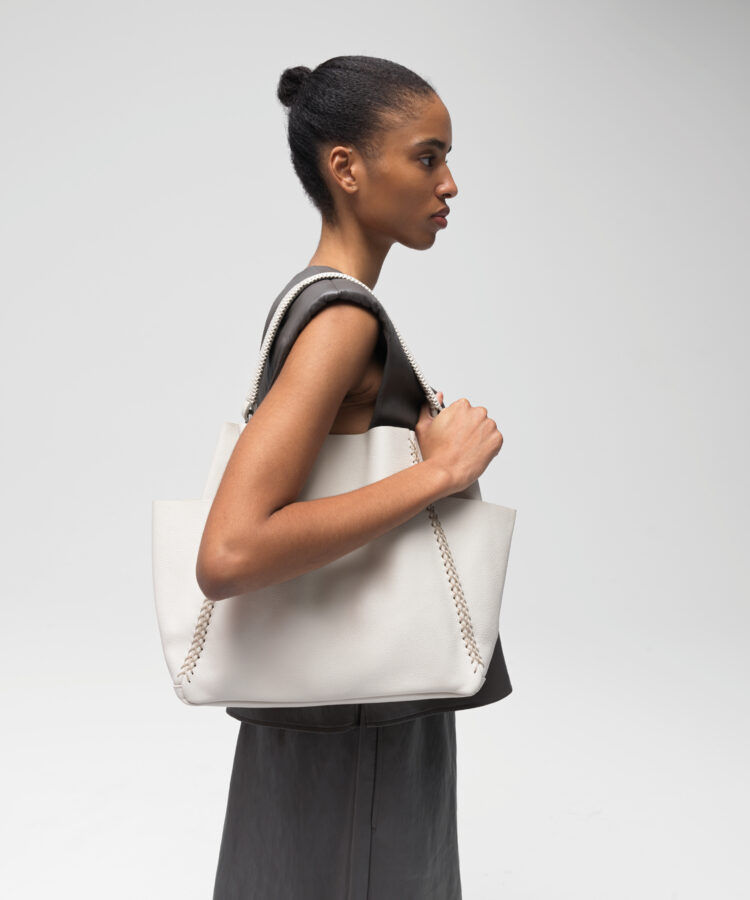 Shoulder Bag in Ivory Grained Leather