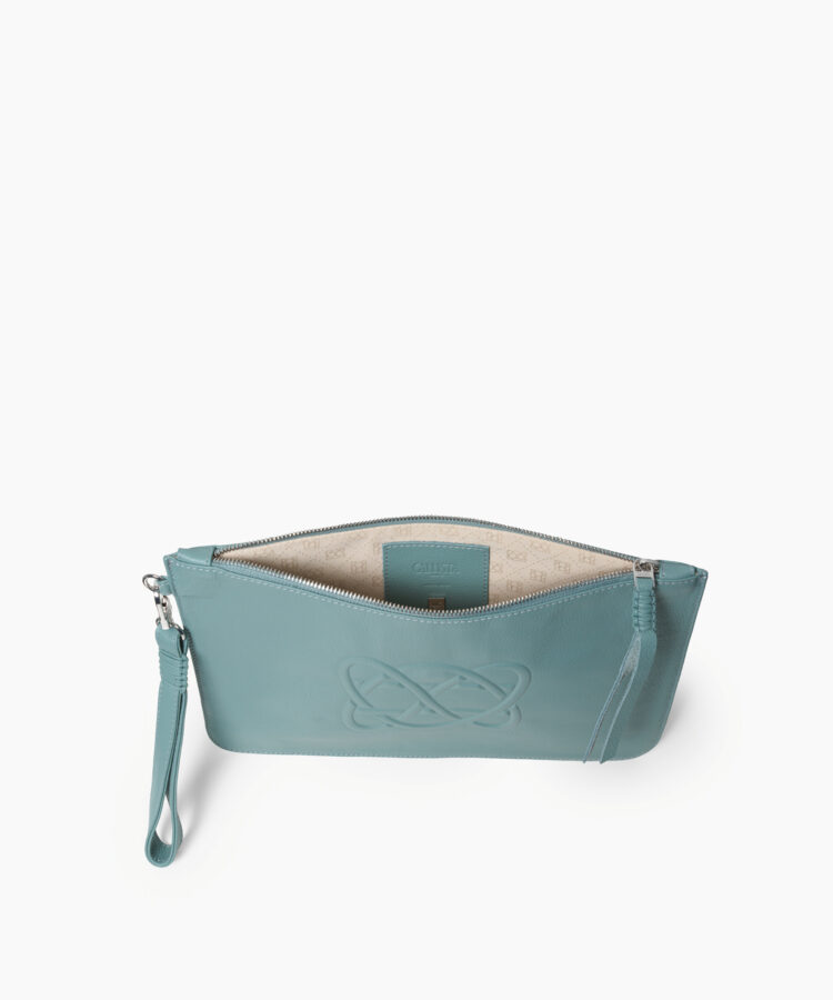 CC Pochette in Sky Grained Leather