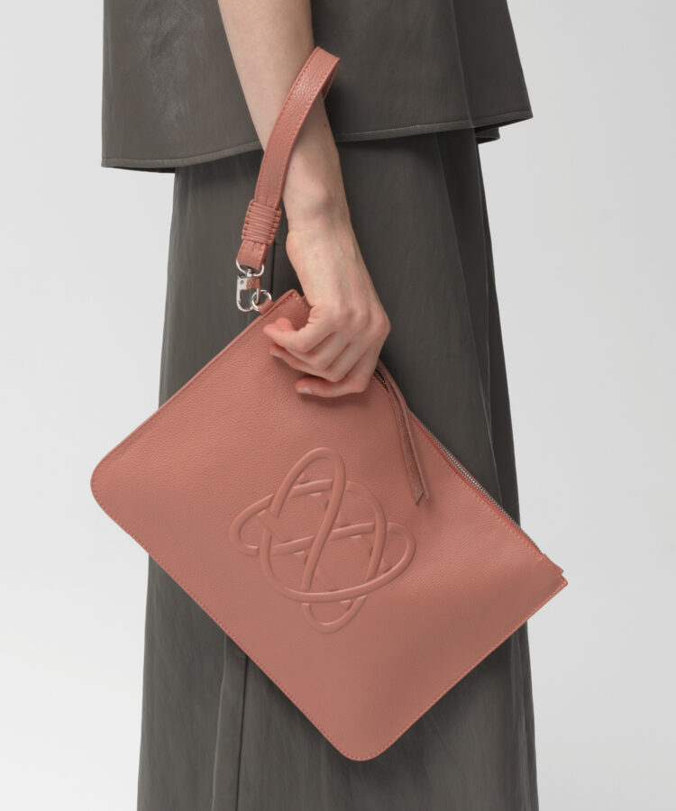 CC Pochette in Peach Grained Leather