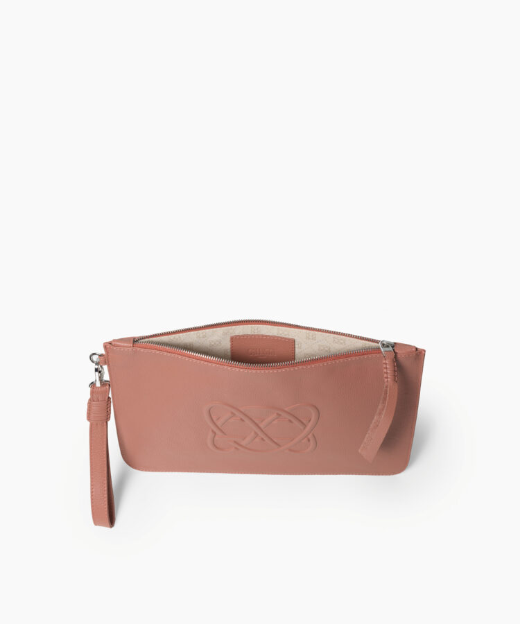 CC Pochette in Peach Grained Leather