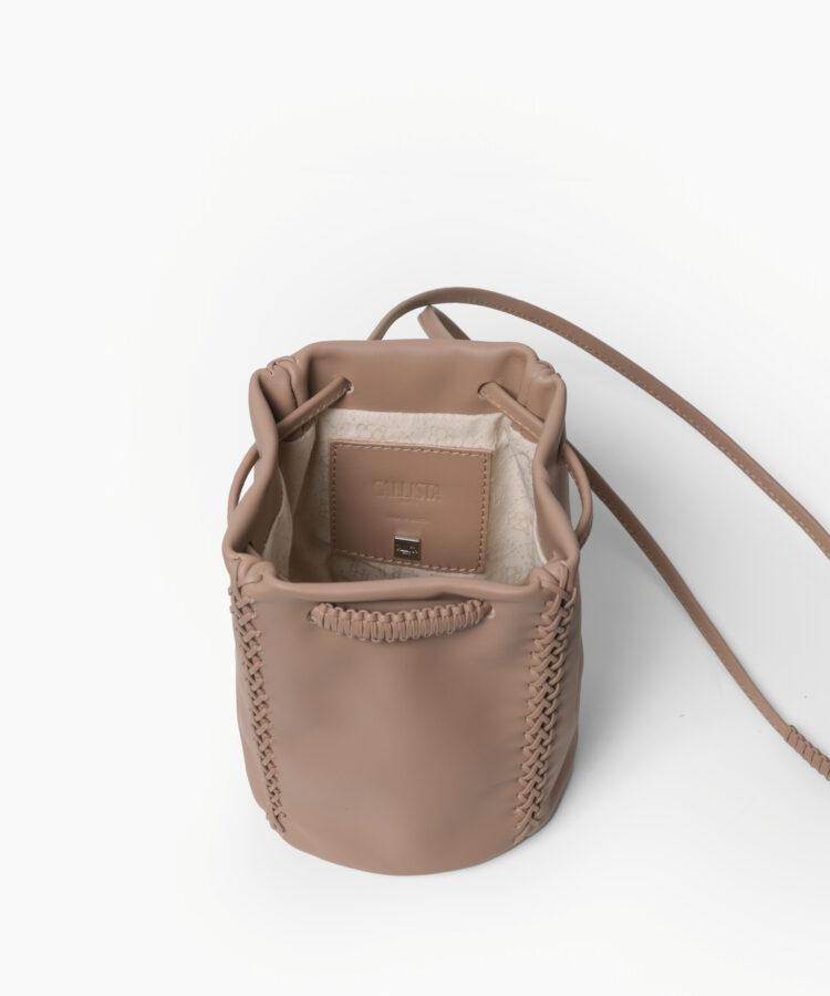 Pouch Bag in Mocca Smooth Leather
