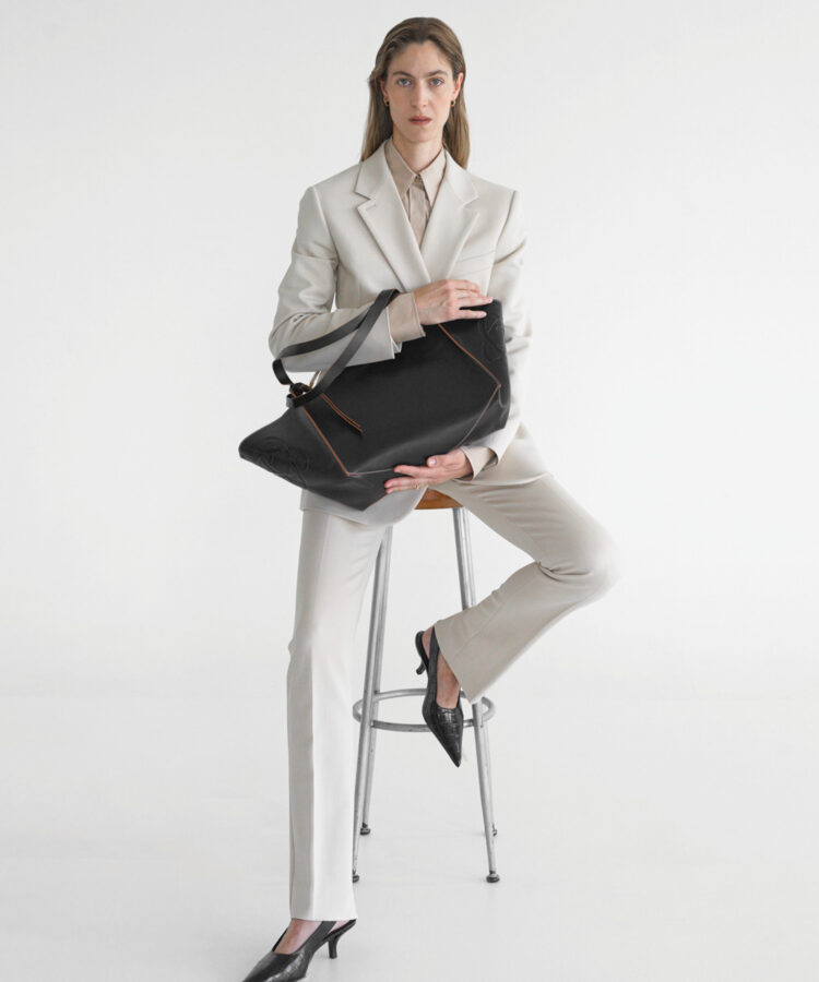 Rhea Tote in Black Smooth Leather