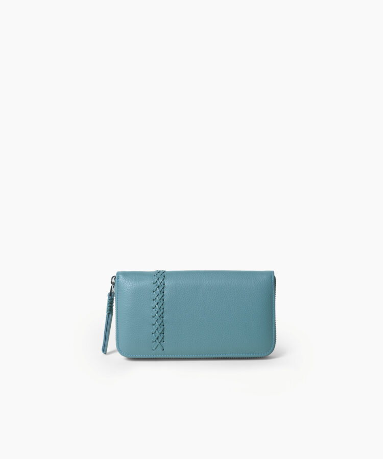 Wallet in Sky Grained Leather
