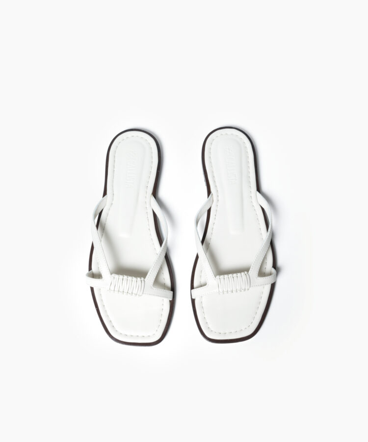 Alea Sandals in White Smooth Leather