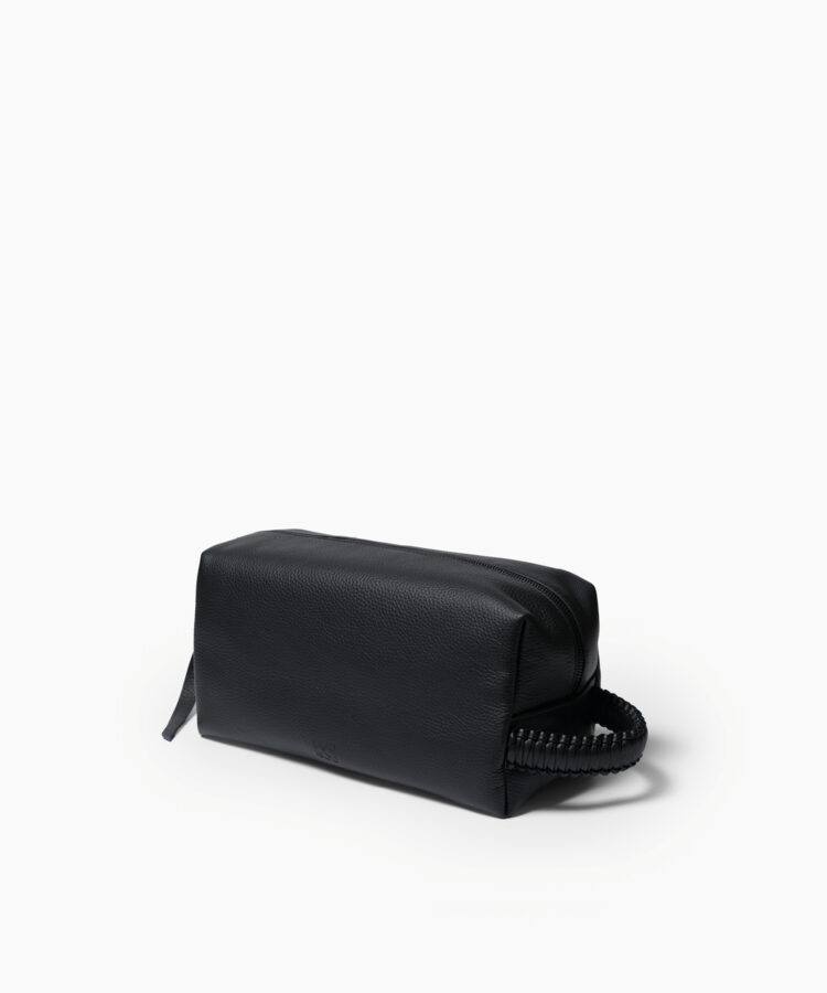 Large Washbag in Black Grained Leather